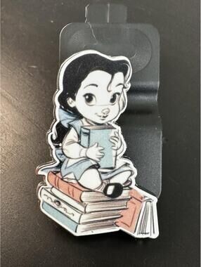 Disneyland Paris Belle Animators Doll Beauty and the Beast Books Pin